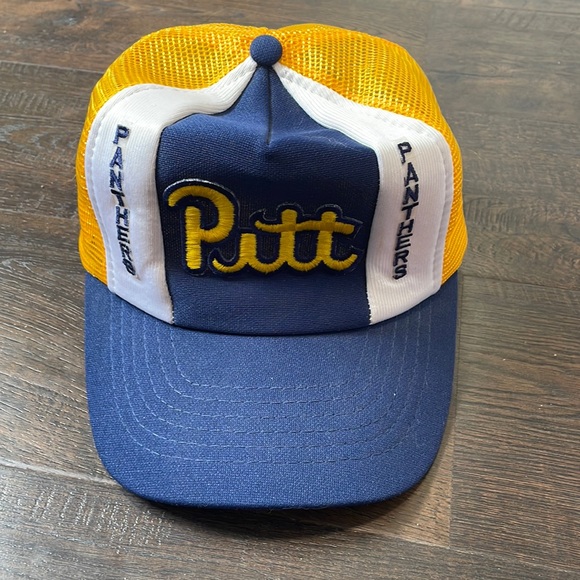 Vintage Pitt Panthers Snapback Trucker 